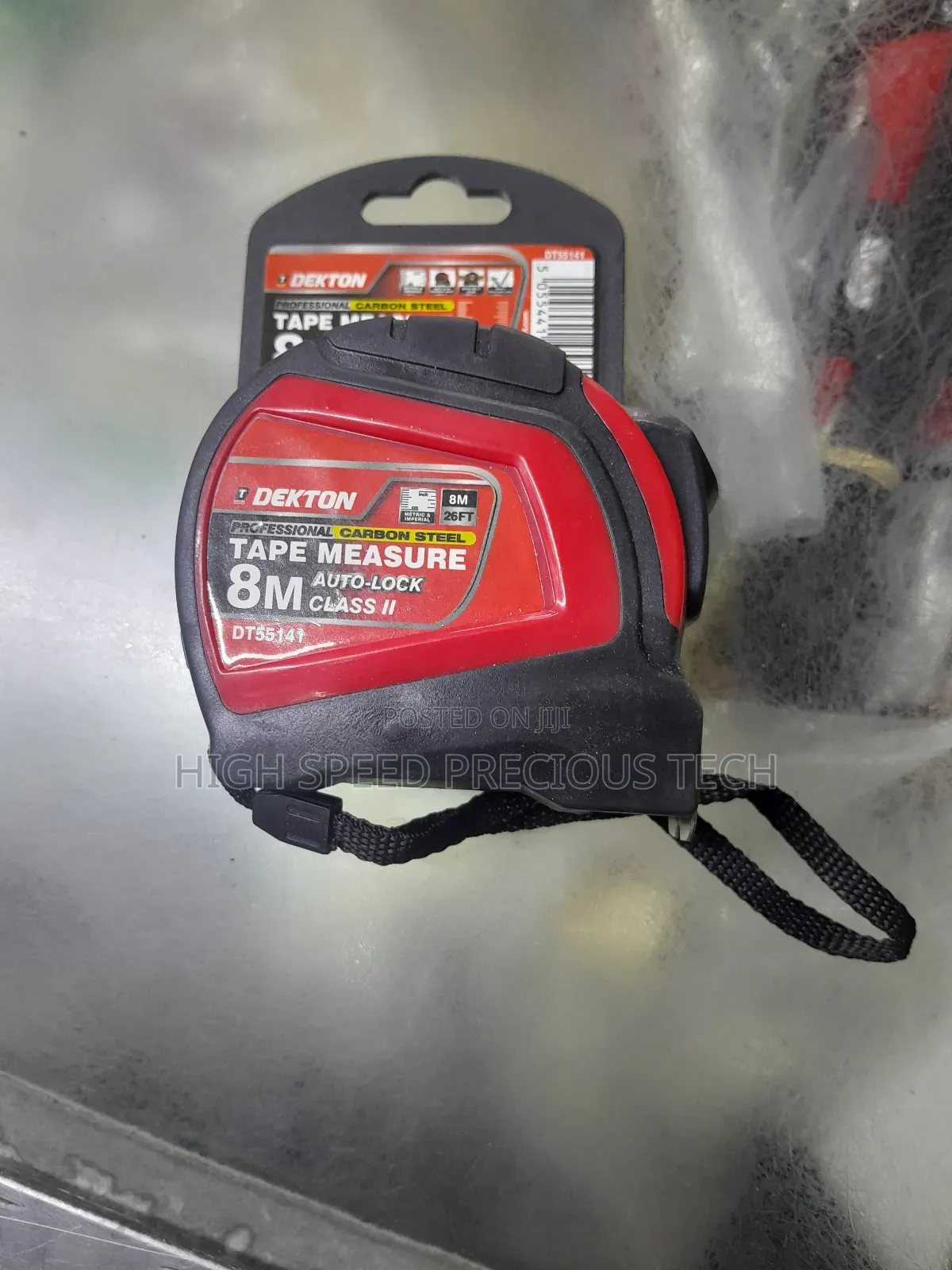 Dekton Tape Measure 8m