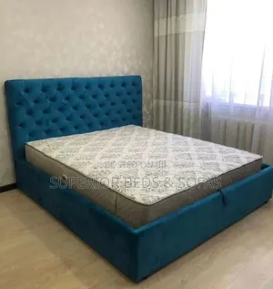 5x6 Solid Wood With Posh Fabric Chester Bed