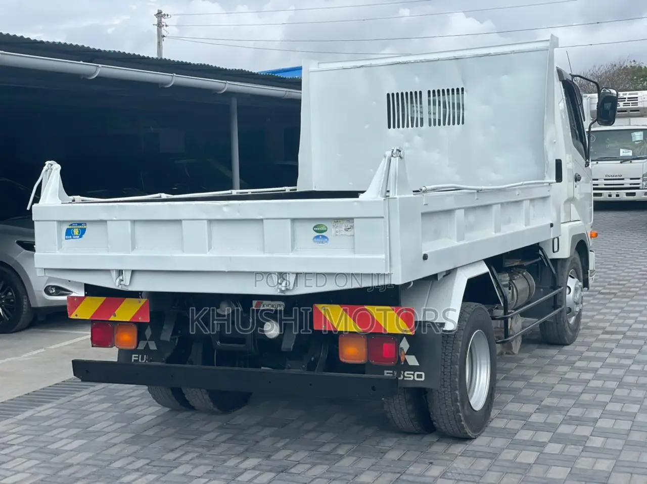 Mitsubishi Fuso 2015
