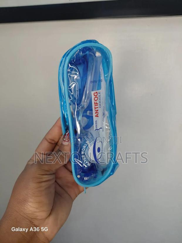 Swimming Goggles - thumbnail 2