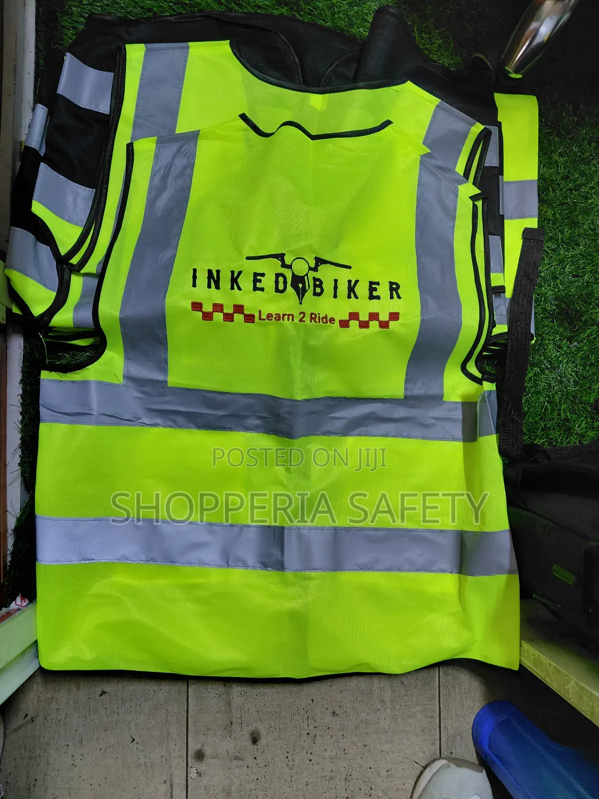 Reflectors With Pockets- Luminous Green