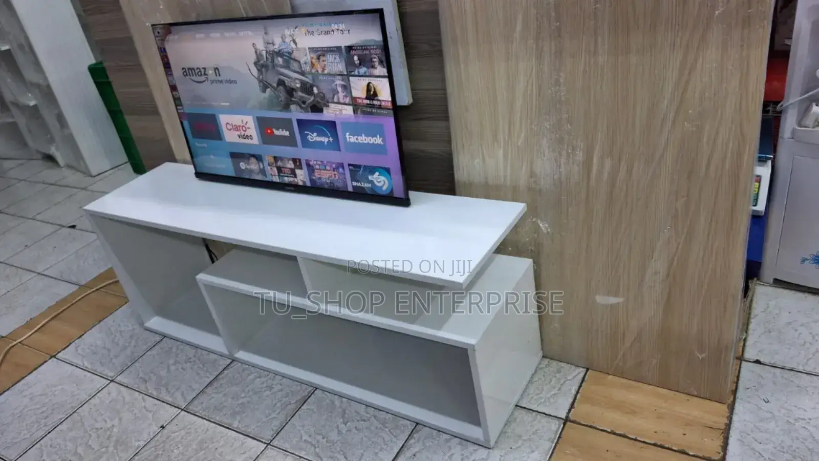 Mexico Modern Tv Stand – Sleek Contemporary Entertainment Unit