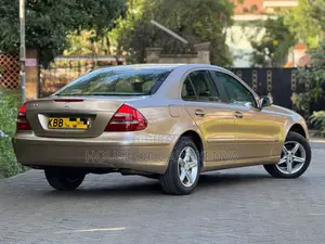 Mercedes-Benz E240 2002 Gold