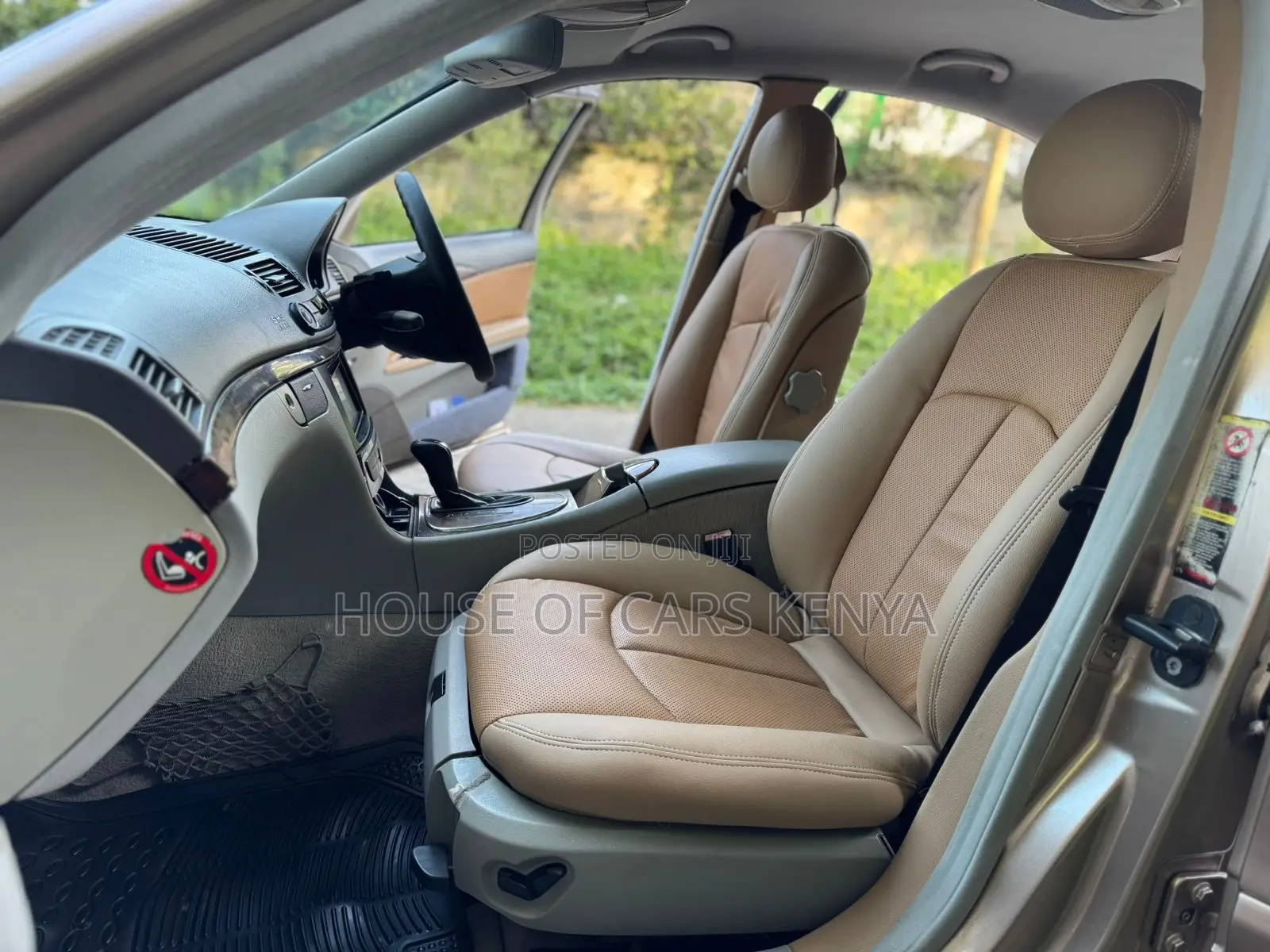 Mercedes-Benz E240 2002 Gold