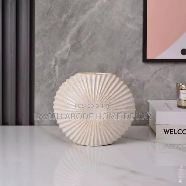Round Boho Flower Vase - thumbnail 2