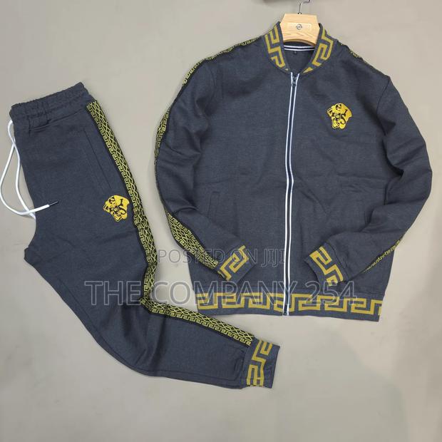 Versace Tracksuits Size M L Xl 2xlKsh4,000 - thumbnail 7