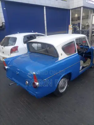 Ford Anglia 1966 Blue