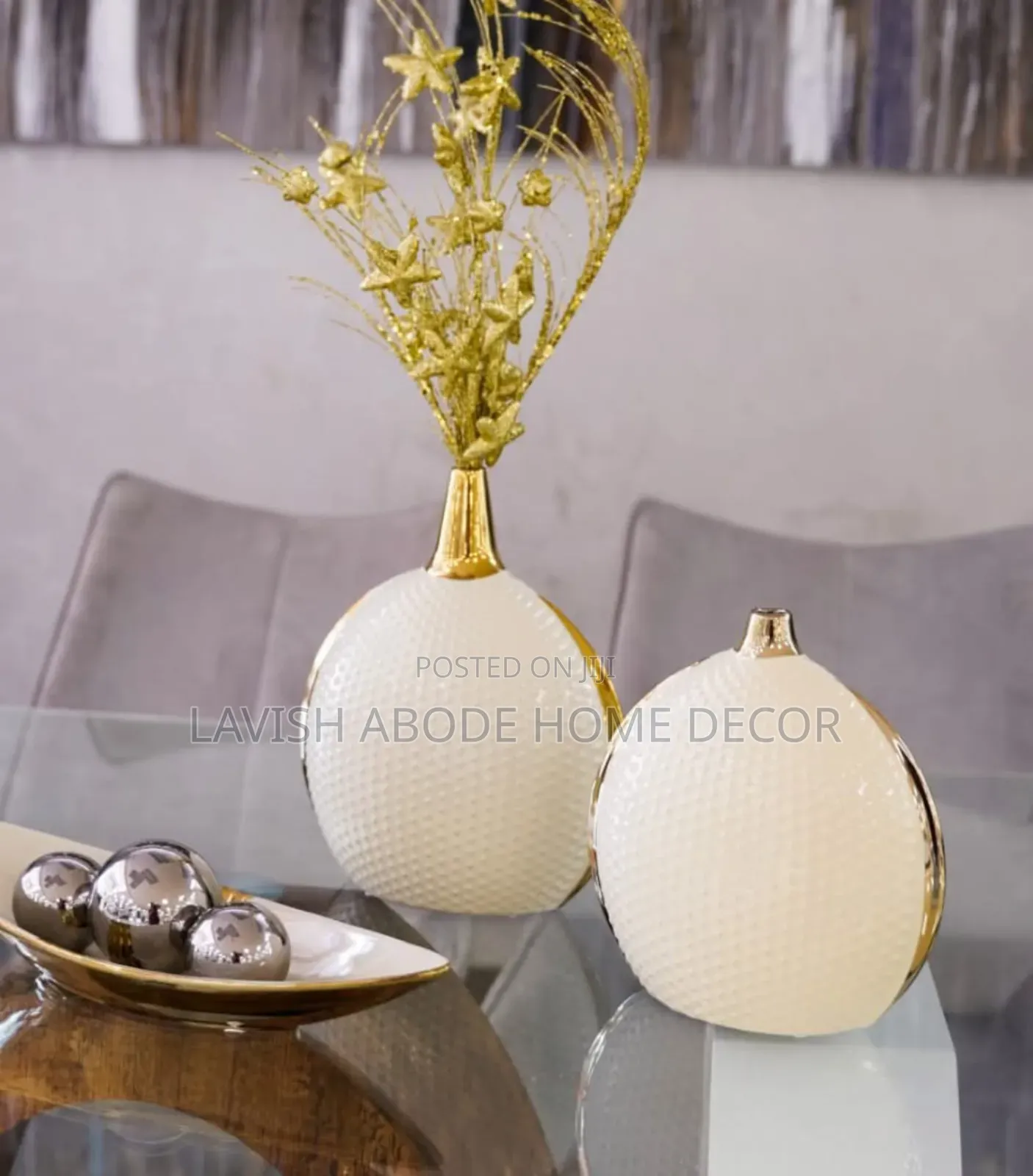 Ceramic Hobnail Flower Vase With a Gold-Toned Rim