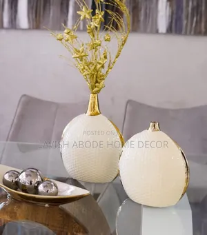 Ceramic Hobnail Flower Vase With a Gold-Toned Rim