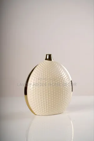 Ceramic Hobnail Flower Vase With a Gold-Toned Rim