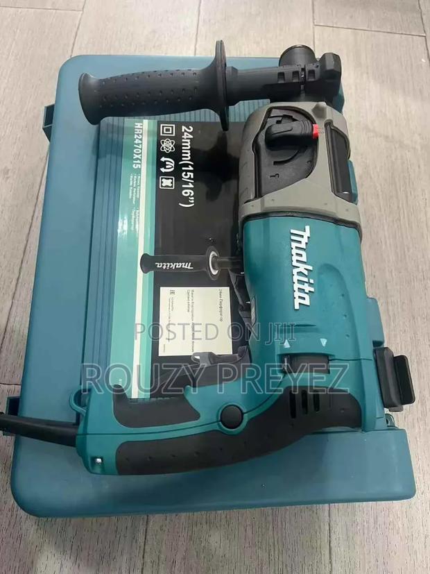 Makita Rotary Hammer Drill - thumbnail 2