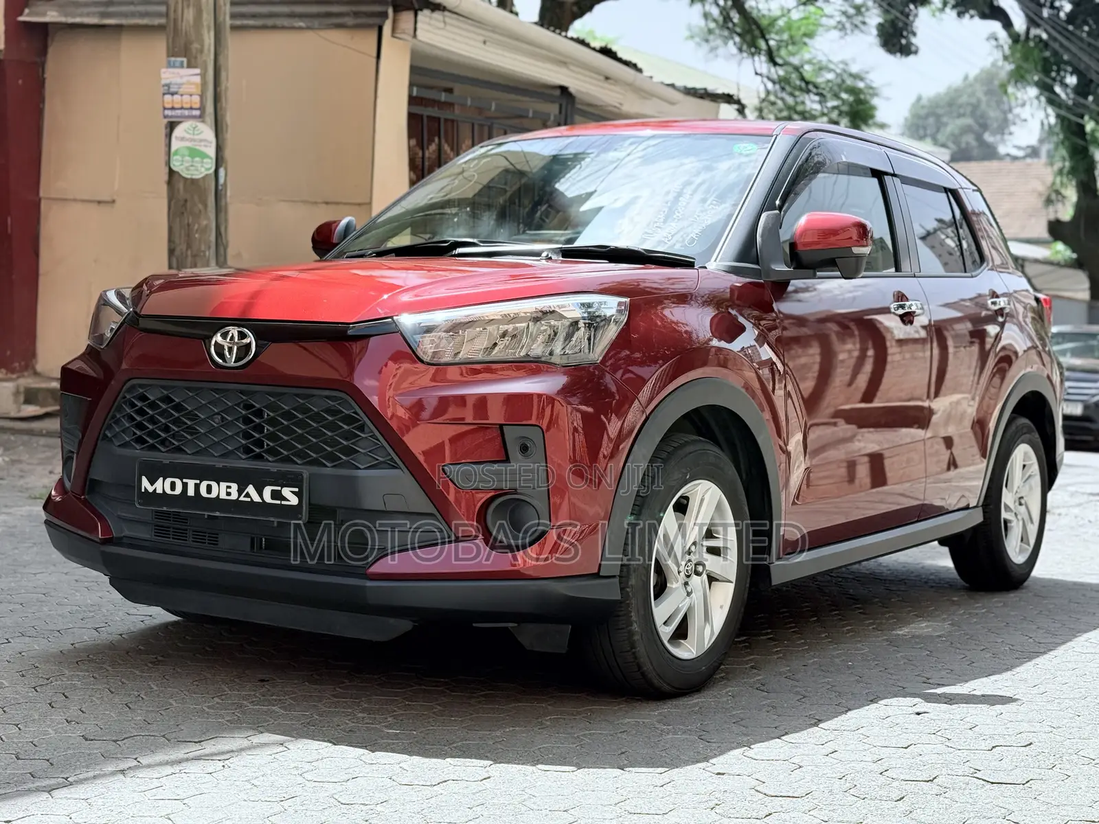 Toyota Raize 1.0 AWD 2019 Red