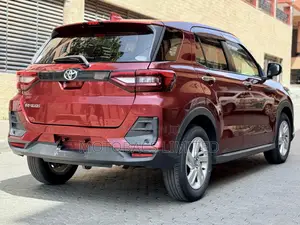 Toyota Raize 1.0 AWD 2019 Red