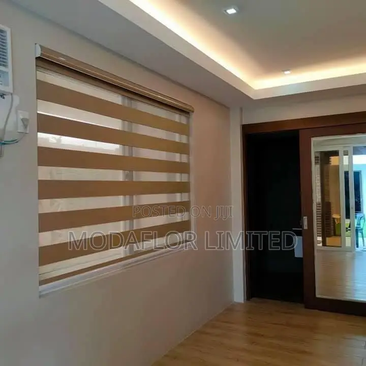 Zebra Roller Blinds – Calm Glare, Warm Daylight