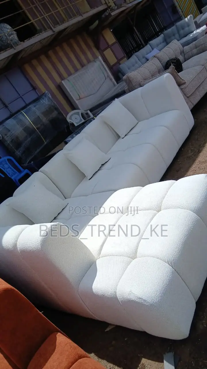 Quality Artistic 6 Seater Bubble L Sofa