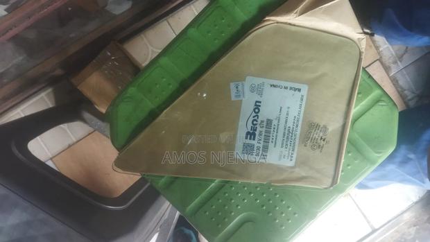 Toyota Vitz 2011-2019 Quarter Glass - thumbnail 2