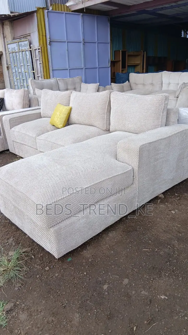 Lovely Cushy 6 Seater Coener Sofa