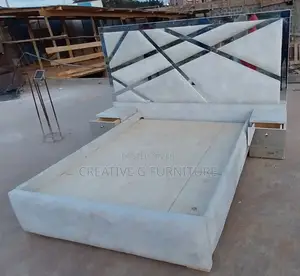 Soft Padded Mirrow Bed
