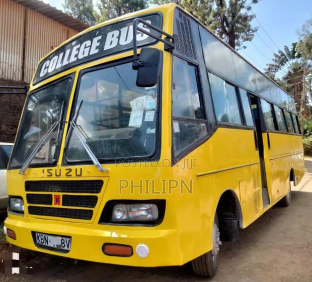 Isuzu FRR 2009 Yellow