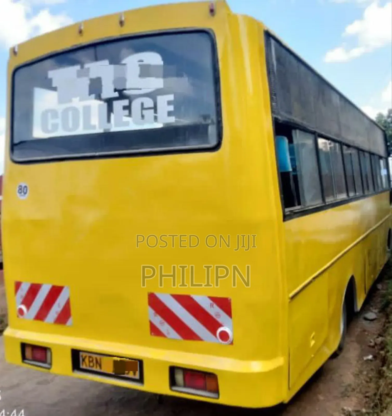Isuzu FRR 2009 Yellow