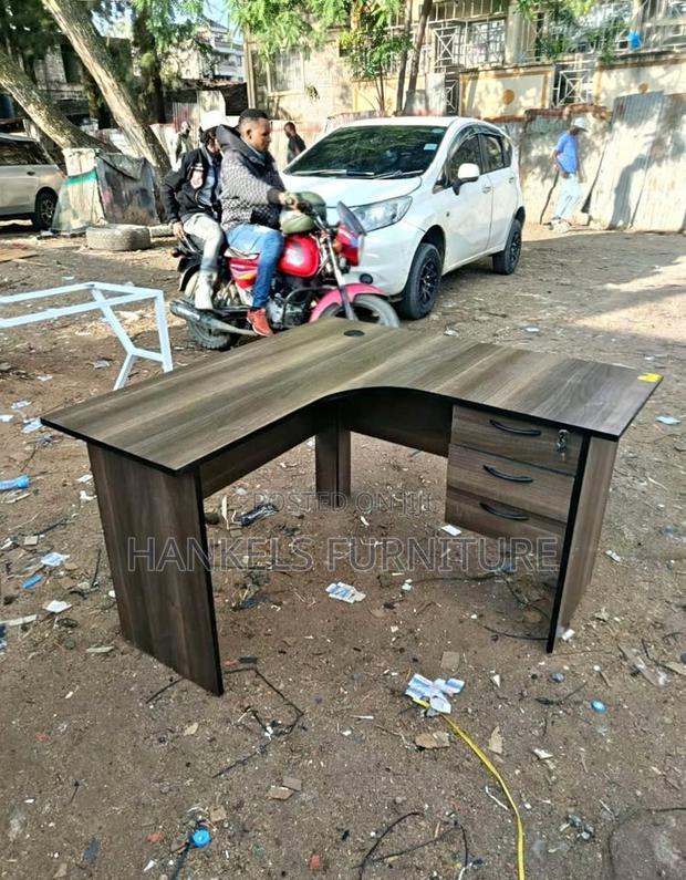 L-Shape Home Office Desk 1.2by1.2m L-Shape Office Desk
