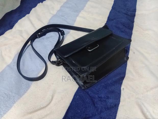 Shoulder Bag - thumbnail 3