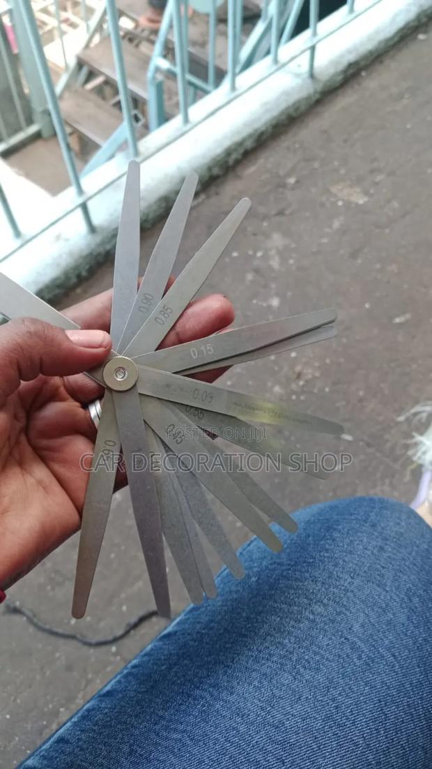 Retractable Feeler Gauge 20pc Different Sizes - main view