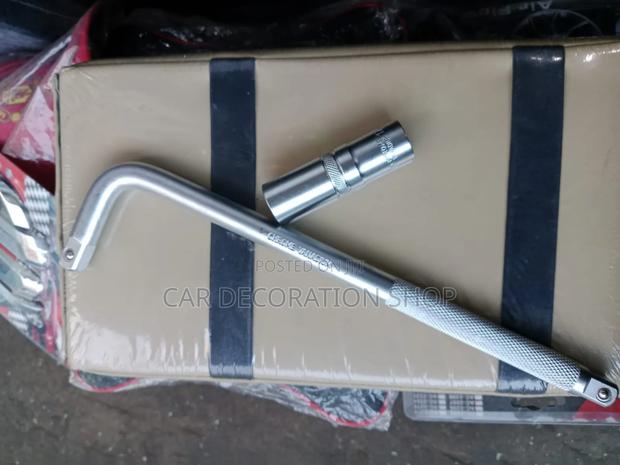 19mm Box Socket Spanner With Detachable L Handle - main view