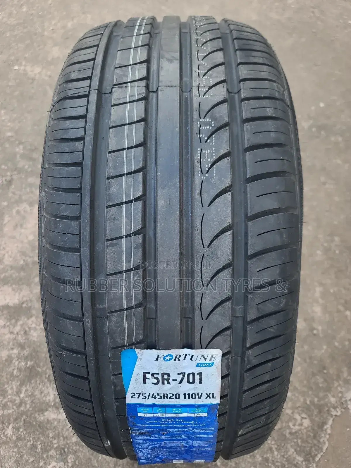 275 /45 R20 Fortune Tyres 110v X/L Fsr701