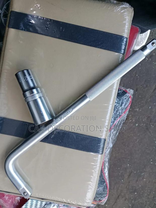 21mm Box Spanner Socket Wrench With L Handle - main view