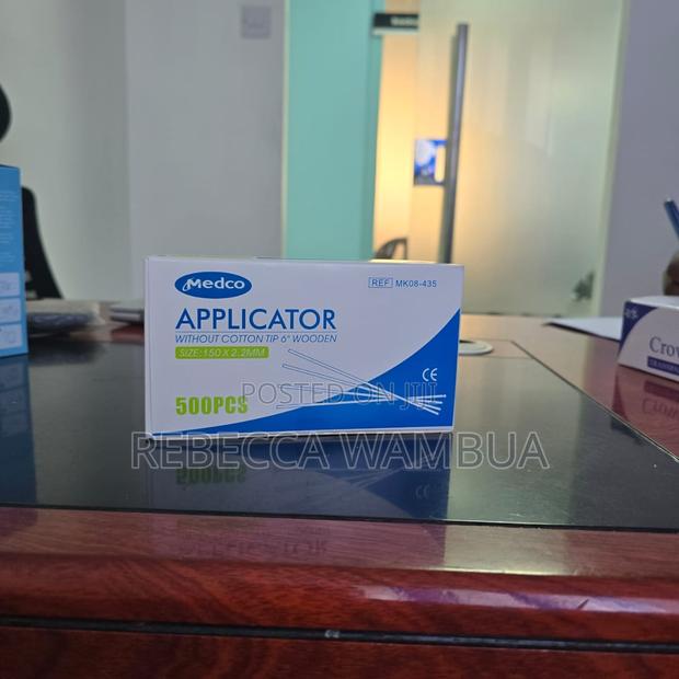 Wooden Applicator - main view