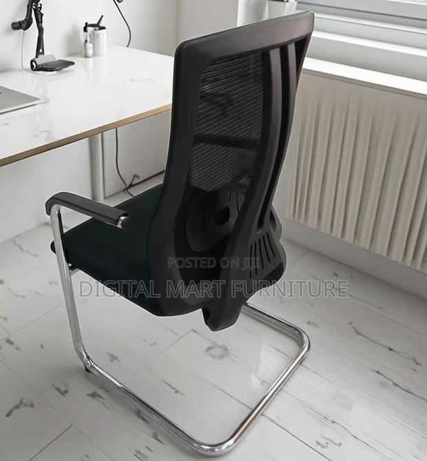 Black Chrome Executives Swivel Chair - thumbnail 7