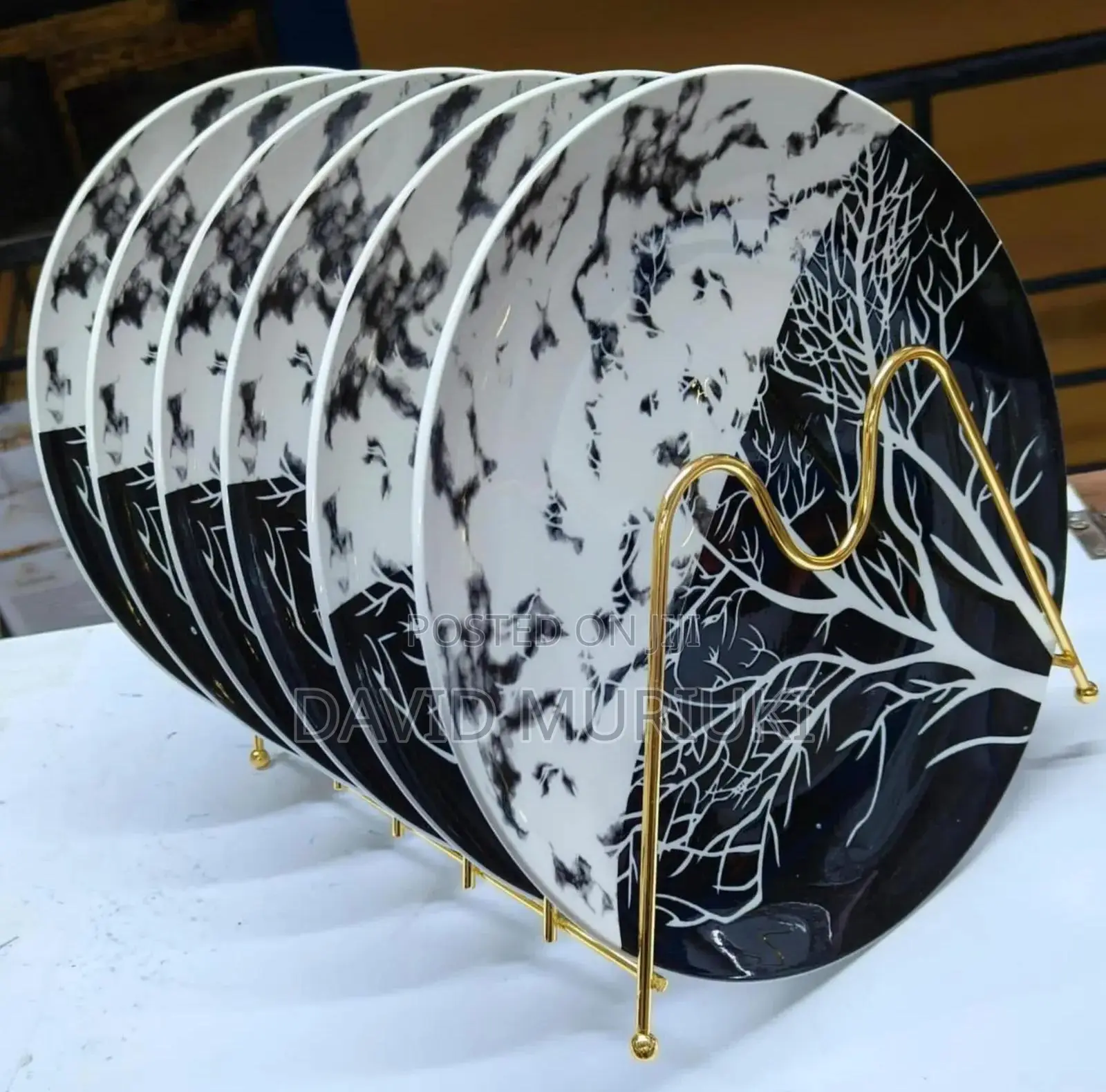 L9817 Luminarc Carine Black Noir Plates 11 Inch