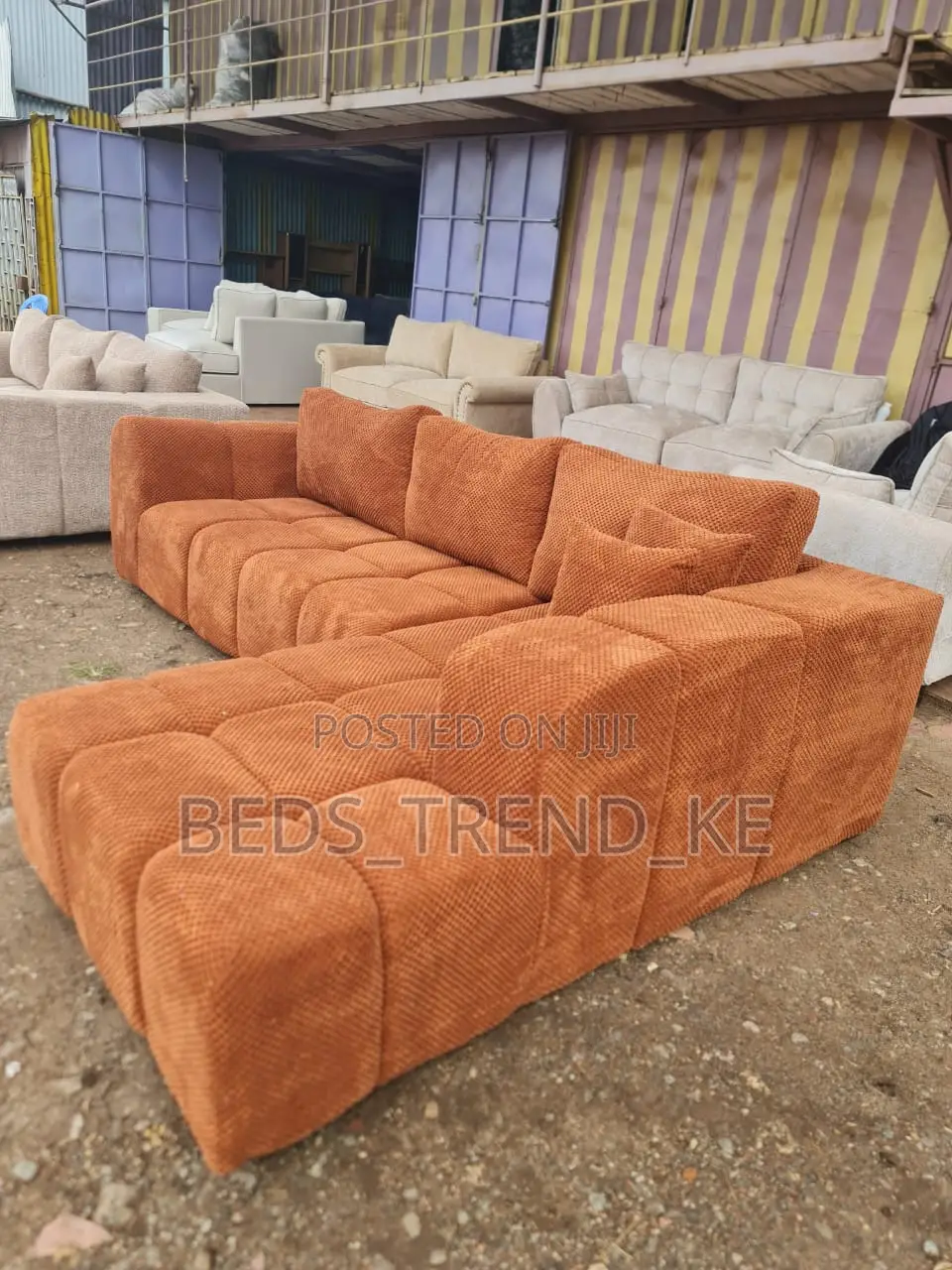 Responsive 6 Seater Modern Bubble L Sofa
