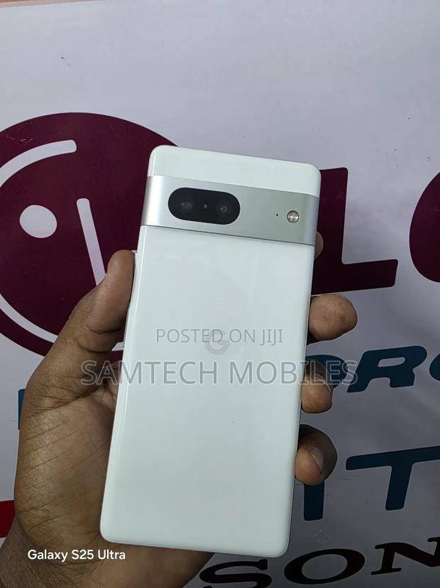Google Pixel 7 128 GB White - main view