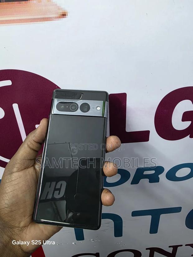 Google Pixel 7 Pro 128 GB Black - thumbnail 3