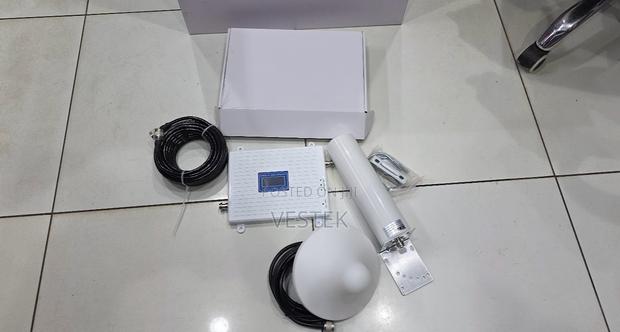 Quality2g 3g 4g GSM Customized Mobile Signal Repeater Booster