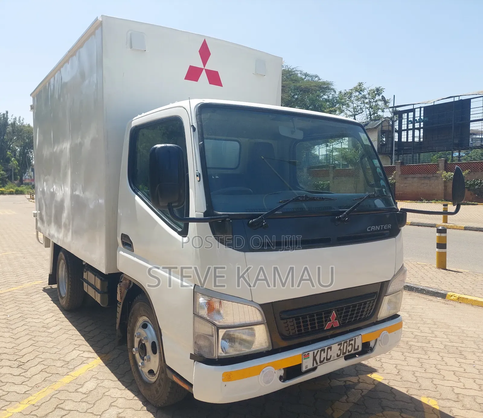 Mitsubishi Canter Fe71 KCC 305l