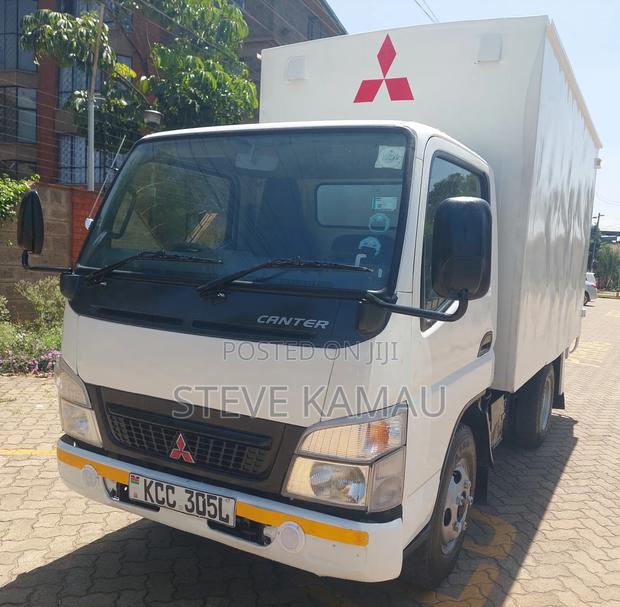 Mitsubishi Canter Fe71 KCC 305l - main view