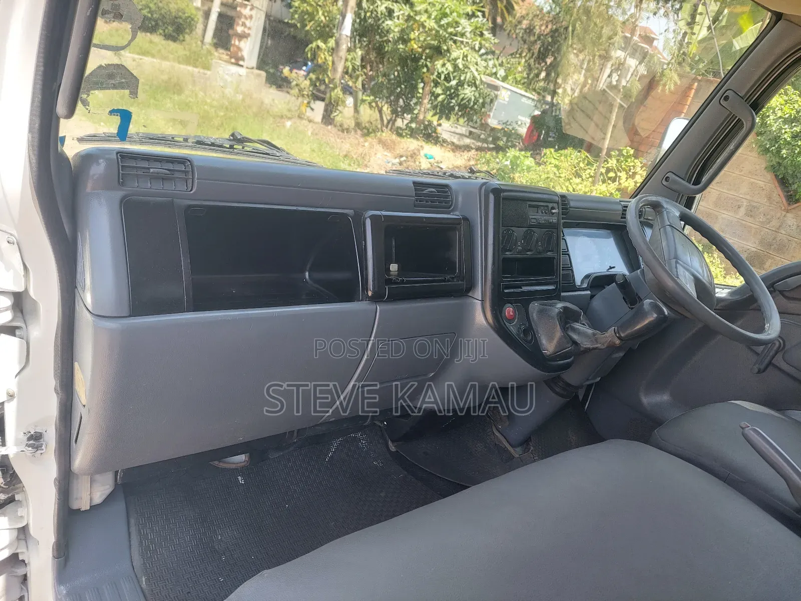 Mitsubishi Canter Fe71 KCC 305l