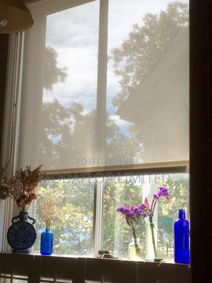 Office Sunscreen Roller Blinds – Daytime Comfort - main view