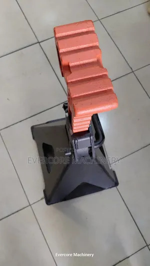 Heavy Duty 12tonne Commercial Safety Stand.