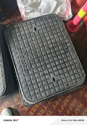 Light Duty Cast Iron Manhole Cover (450*600)