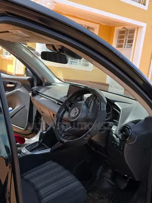 Mazda Demio 2018 Gray