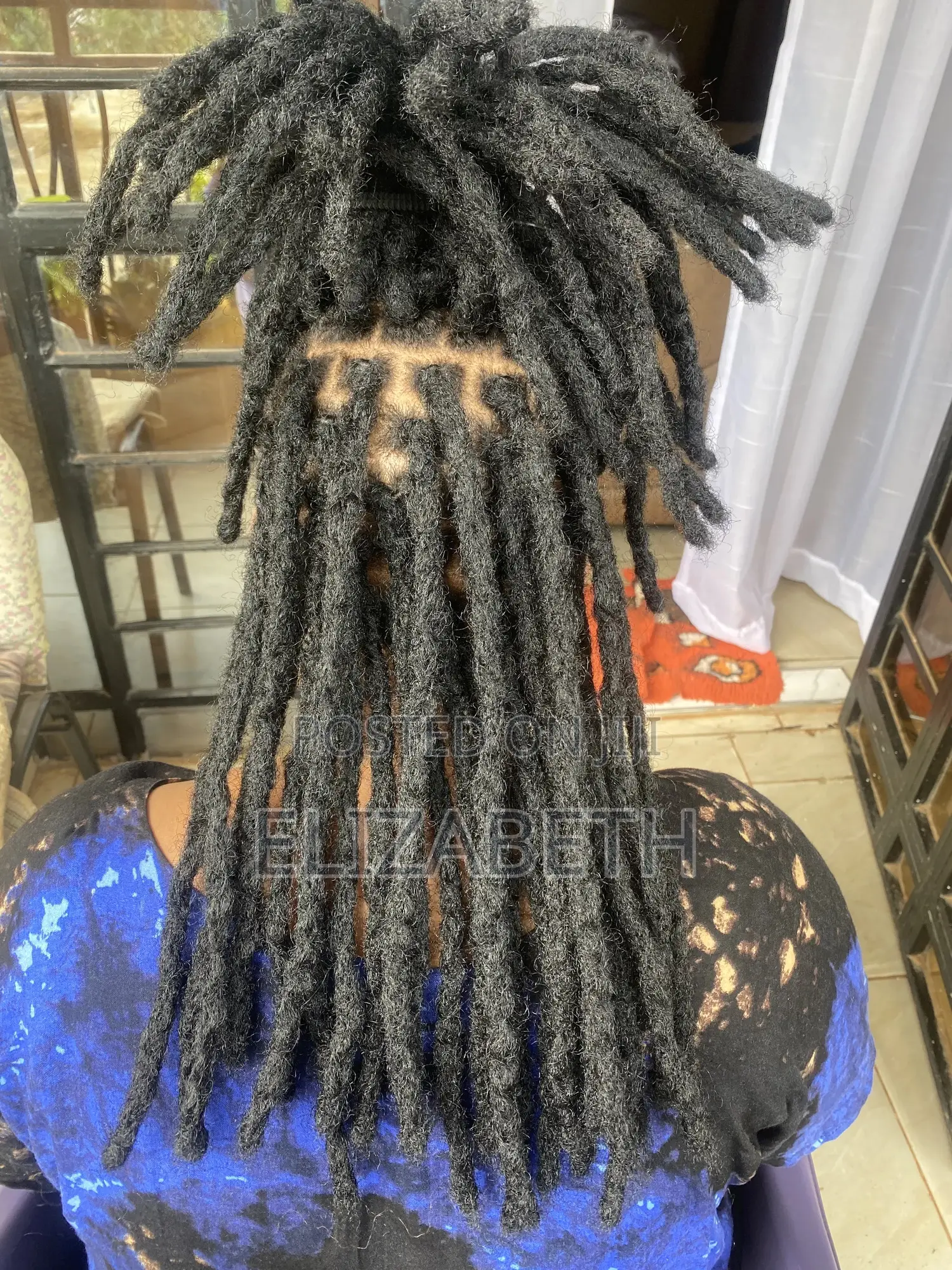Artificial Locs (Short)