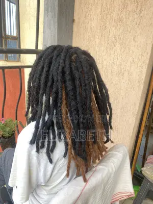 Artificial Locs (Short)