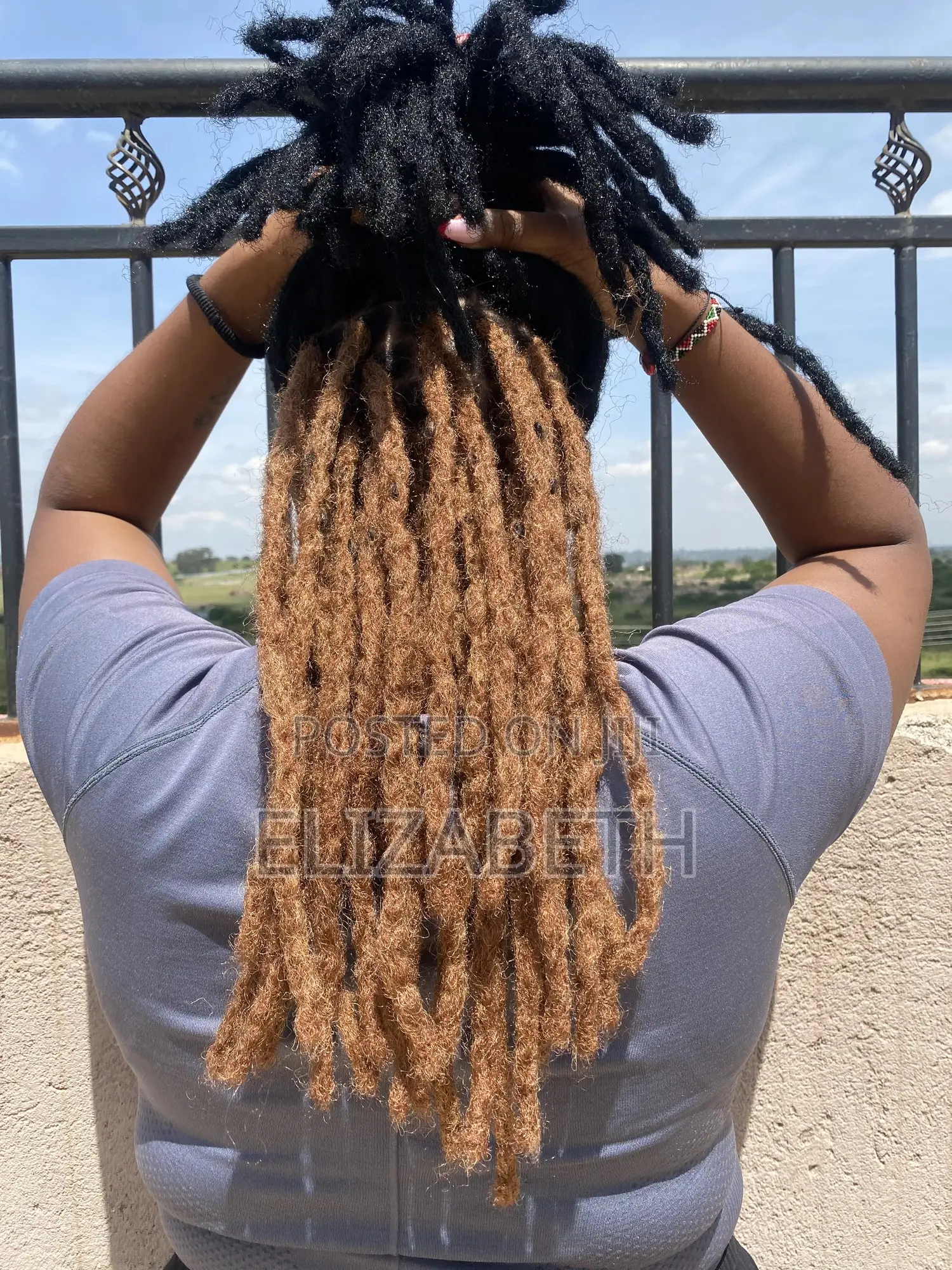 Artificial Locs (Short)