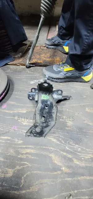 Ractis Gear Mounting