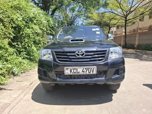 Toyota Hilux 2010 Matt Black