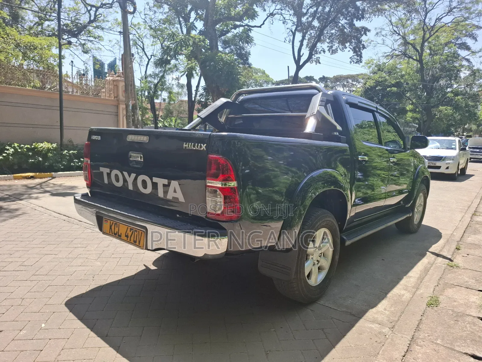 Toyota Hilux 2010 Matt Black